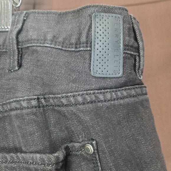 PERRY ELLIS Mens Jeans SZ 44x32 Straight Fit 100% Cotton Black Goth Punk Casual - Picture 8 of 8
